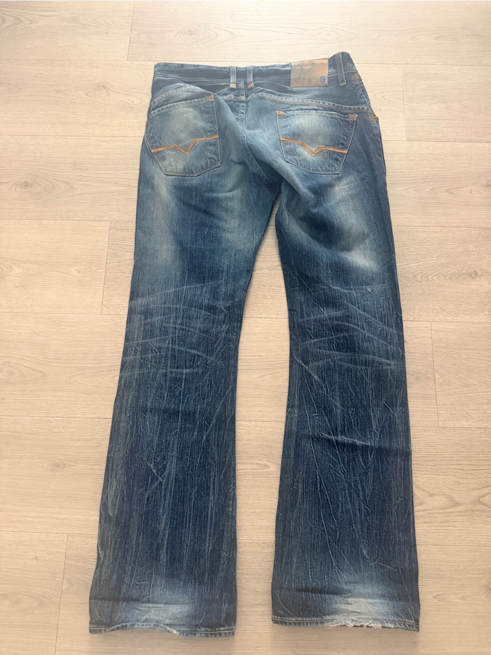 Vintage Premium Guess Hand-Made Limited Edition Flared Jeans 32X34 Made in USA - Picture 7 of 14